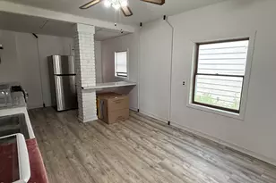 68 Columbia St, Adams, MA 01220 - Photo 6
