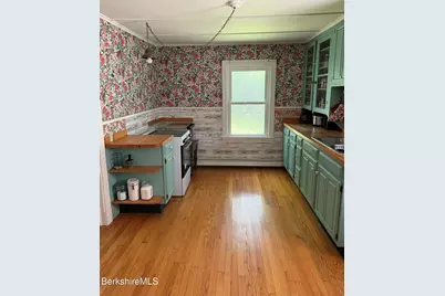 33 Hancock Rd, Williamstown, MA 01267 - Photo 8