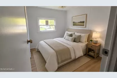 7 Ash Ln, Pittsfield, MA 01201 - Photo 10