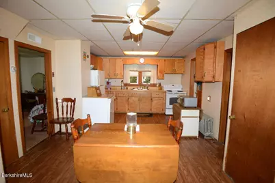 93 Pine St, Dalton, MA 01226 - Photo 10