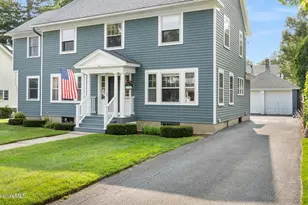 30 Lexington Pkwy, Pittsfield, MA 01201 - Photo 2
