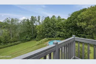 130 Oliver Ave, Pittsfield, MA 01201 - Photo 28