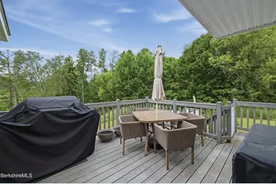 130 Oliver Ave, Pittsfield, MA 01201 - Photo 4