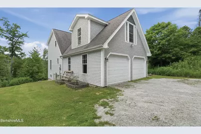 130 Oliver Ave, Pittsfield, MA 01201 - Photo 2