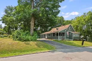 8 Baker St, Lanesborough, MA 01237 - Photo 2