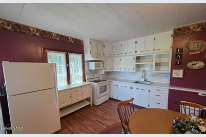 221 North St #222, Cheshire, MA 01225 - Photo 2
