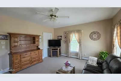221 North St #222, Cheshire, MA 01225 - Photo 10
