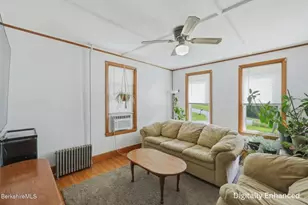11 Burnham St, North Adams, MA 01247 - Photo 24