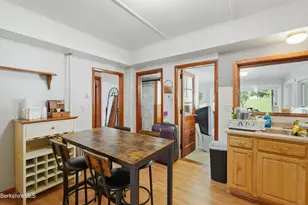 11 Burnham St, North Adams, MA 01247 - Photo 22