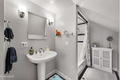 4 Water St, Adams, MA 01220 - Photo 30