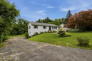 90 Brickyard Ct, North Adams, MA 01247 - Photo 2