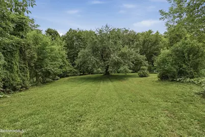 90 Brickyard Ct, North Adams, MA 01247 - Photo 4