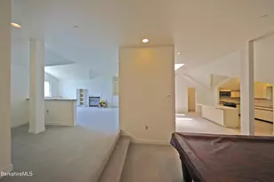 200 Old Stockbridge Rd, Stockbridge, MA 01262 - Photo 18