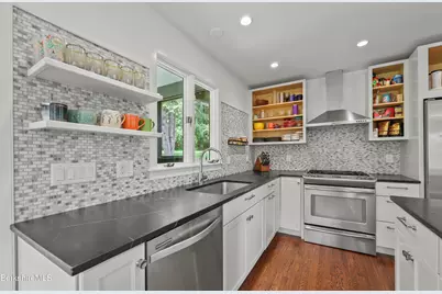 9 Abbey Hill Dr, Great Barrington, MA 01230 - Photo 16