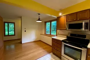 9 Forest Row, Great Barrington, MA 01230 - Photo 6