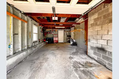 106 Gamwell Ave, Pittsfield, MA 01201 - Photo 32