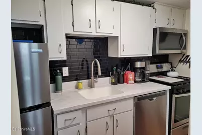 81 Dartmouth St #Unit 208, Pittsfield, MA 01201 - Photo 8