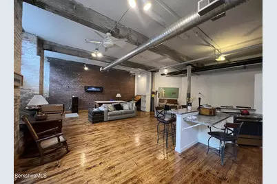 243 Union St #103, North Adams, MA 01247 - Photo 12