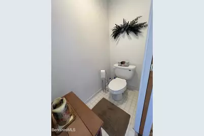 243 Union St #103, North Adams, MA 01247 - Photo 26