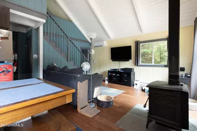 25 S Sandisfield Rd, Sandisfield, MA 01255 - Photo 24