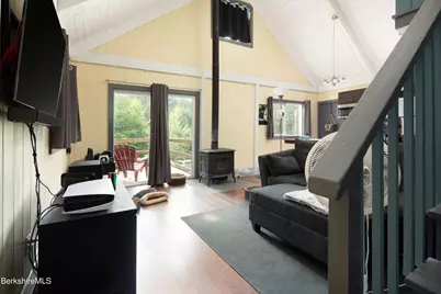 25 S Sandisfield Rd, Sandisfield, MA 01255 - Photo 20