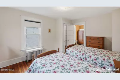 1228 East St, Pittsfield, MA 01201 - Photo 6