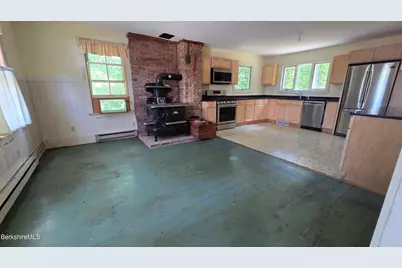 184 White Mills Rd, Chatham, NY 12037 - Photo 8