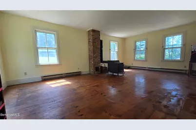184 White Mills Rd, Chatham, NY 12037 - Photo 10