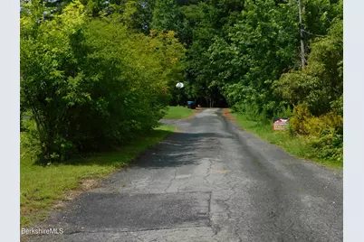 Roxbury Ave, Pittsfield, MA 01201 - Photo 4