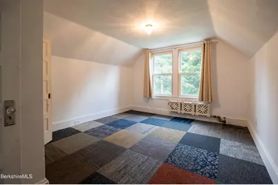 61 Sheffield St, Pittsfield, MA 01201 - Photo 26