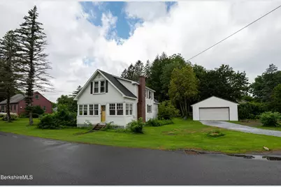 61 Sheffield St, Pittsfield, MA 01201 - Photo 2
