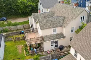 98 Lincoln St, Pittsfield, MA 01201 - Photo 6