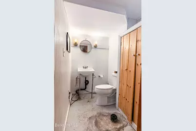 85 Somerset Ave, Pittsfield, MA 01201 - Photo 36