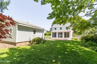 85 Somerset Ave, Pittsfield, MA 01201 - Photo 32