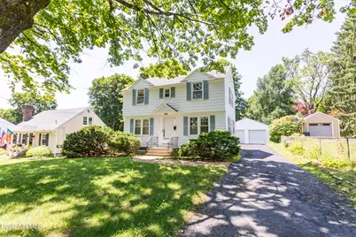 85 Somerset Ave, Pittsfield, MA 01201 - Photo 1