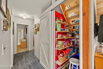 46 Linden Ln, Hinsdale, MA 01235 - Photo 22
