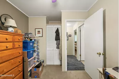 46 Linden Ln, Hinsdale, MA 01235 - Photo 32