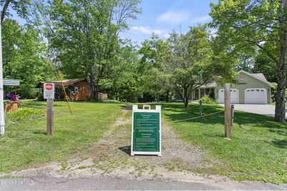 46 Linden Ln, Hinsdale, MA 01235 - Photo 38