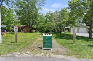 46 Linden Ln, Hinsdale, MA 01235 - Photo 38