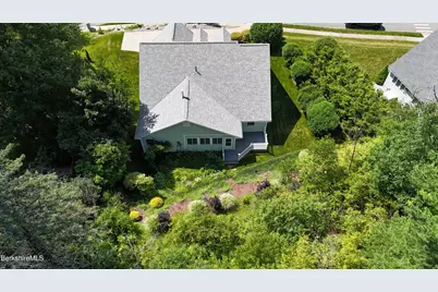 6 Kara Dr, Pittsfield, MA 01201 - Photo 50