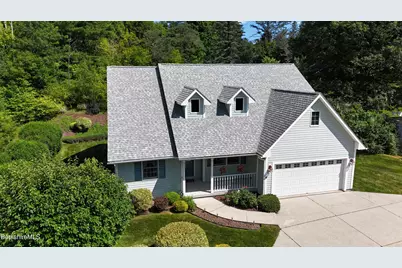 6 Kara Dr, Pittsfield, MA 01201 - Photo 2