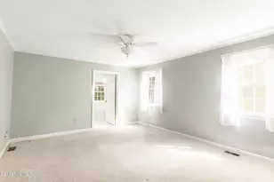 6 Kara Dr, Pittsfield, MA 01201 - Photo 20