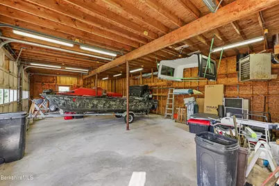 16 North St, North Adams, MA 01247 - Photo 42