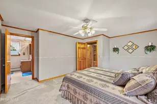 16 North St, North Adams, MA 01247 - Photo 22