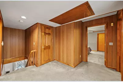 16 North St, North Adams, MA 01247 - Photo 18
