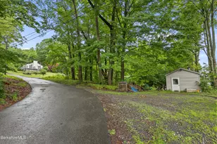 2519 Hancock Rd, Hancock, MA 01237 - Photo 4