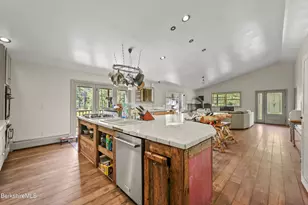 451 Williamstown Rd, Lanesborough, MA 01237 - Photo 14