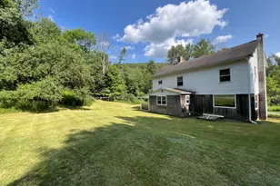 5 Apple St, Stockbridge, MA 01262 - Photo 2