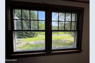 5 Apple St, Stockbridge, MA 01262 - Photo 10