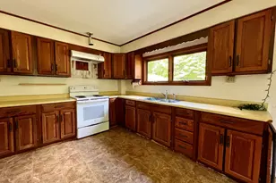 5 Apple St, Stockbridge, MA 01262 - Photo 14